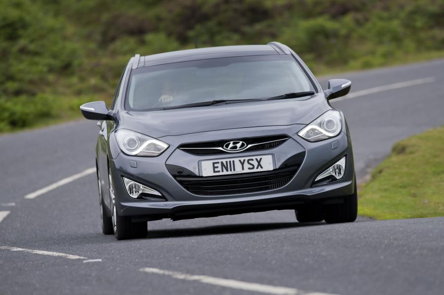  Hyundai i40 Station Wagon CRDi 2011 года  (UK) (фото 7 из 146)